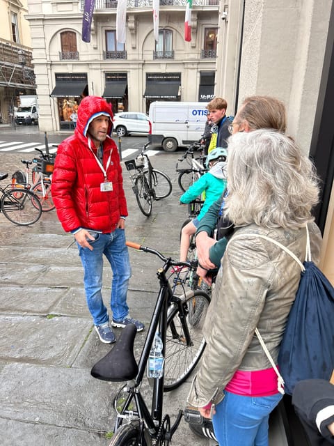 Florence: Guided Bike Tour to Discover the Secrets - A fair look at the bicycles and equipment