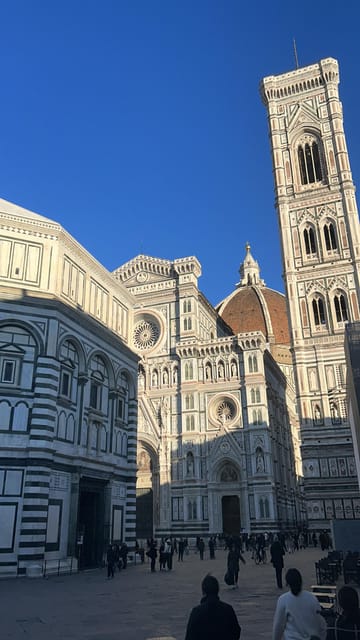 Florence: Guided Bike Tour to Discover the Secrets - Piazza della Repubblica and Piazza degli Strozzi