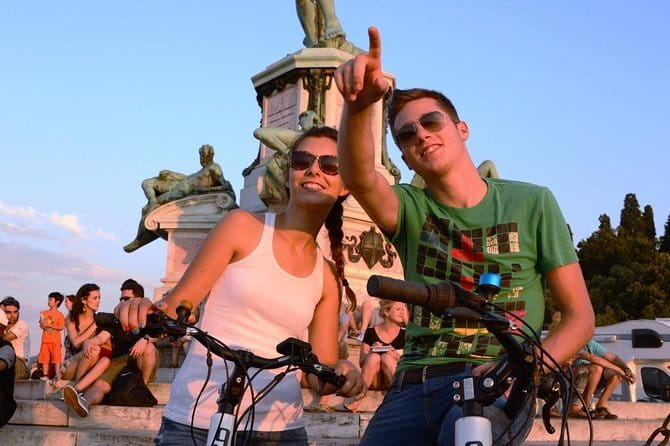 Florence Hills E-Bike Tour with Gelato Tasting - Guides make the short format work