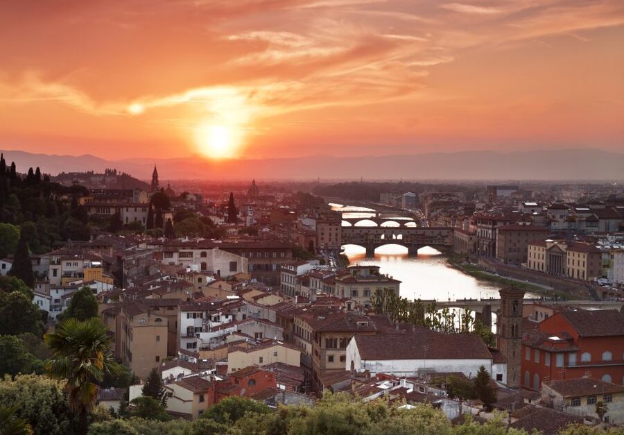 Florence: Night Tour by Electric Bike - Why Florence works so well by electric bike at night
