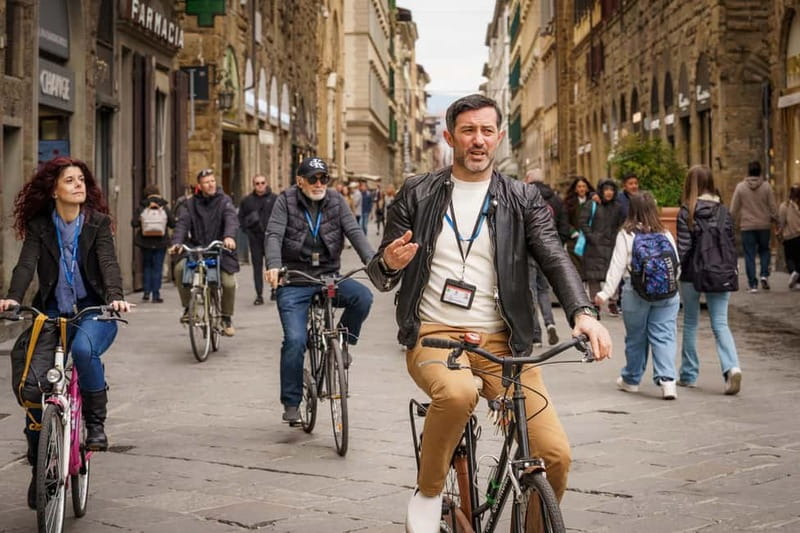 Florence: Untold Small Group Bike Tour - Piazza della Repubblica and the first city stories