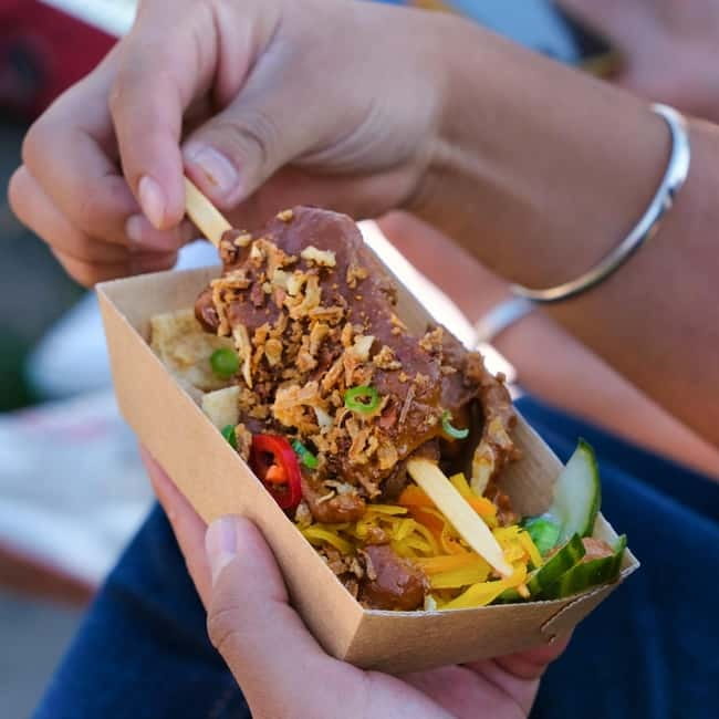 Food Tour by Bike: enjoy 6 bites and cycle trough Utrecht - Should you book the Utrecht vegan bike tour?