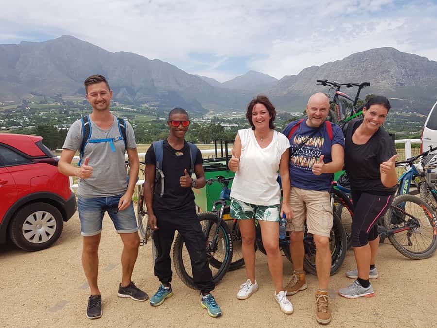Franschhoek: E-bike Tour with Wine Tasting and Lunch - Key points at a glance