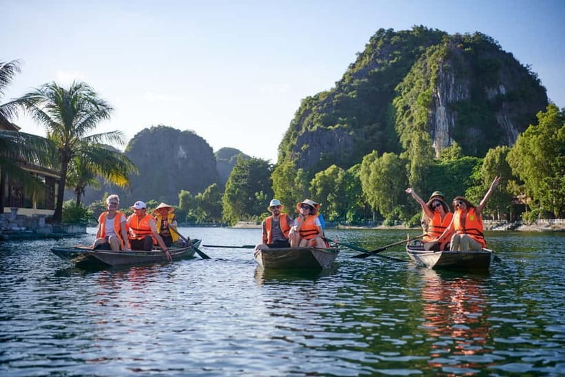 From Hanoi: Hoa Lu, Tam Coc, Mua Cave & Cycling in Ninh Binh - The early ride from Hanoi to Hoa Lu