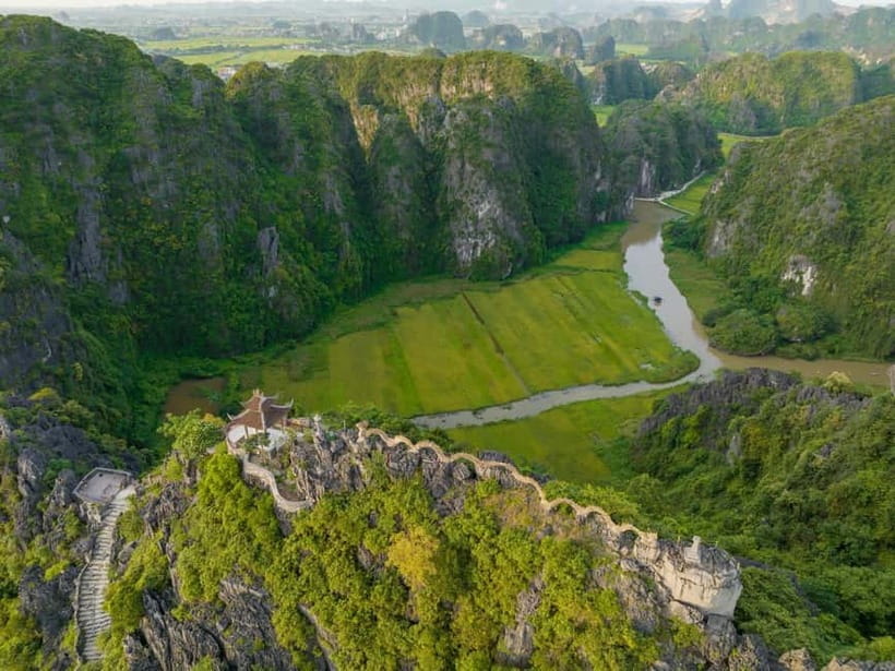 From Hanoi: Hoa Lu, Tam Coc, Mua Cave & Cycling in Ninh Binh - Mua Cave and the 500-step climb
