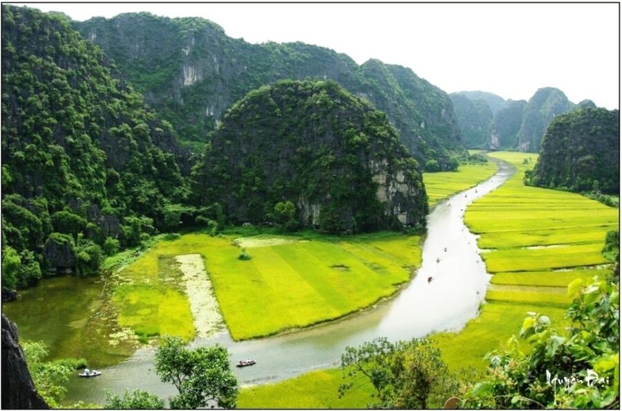 From Hanoi: Hoa Lu & Tam Coc with Buffet lunch & Cycling - Cycling through village roads