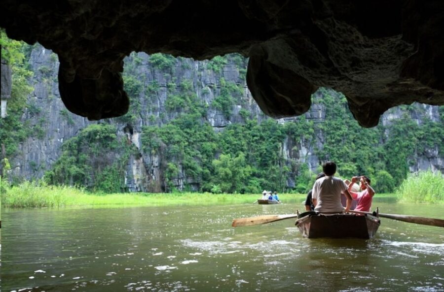From Hanoi: Hoa Lu & Tam Coc with Buffet lunch & Cycling - Guide quality and the value of a shared tour