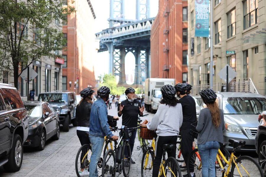 From Manhattan: 2-Hour Brooklyn Bridge Bike Tour - Chinatown, Lower Manhattan, and the financial district