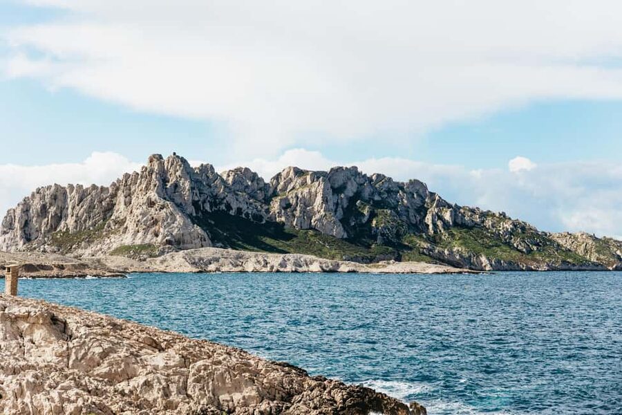 From Marseille: Guided E-Bike Tour to Calanque de Sormiou - The approach to Calanque de Sormiou