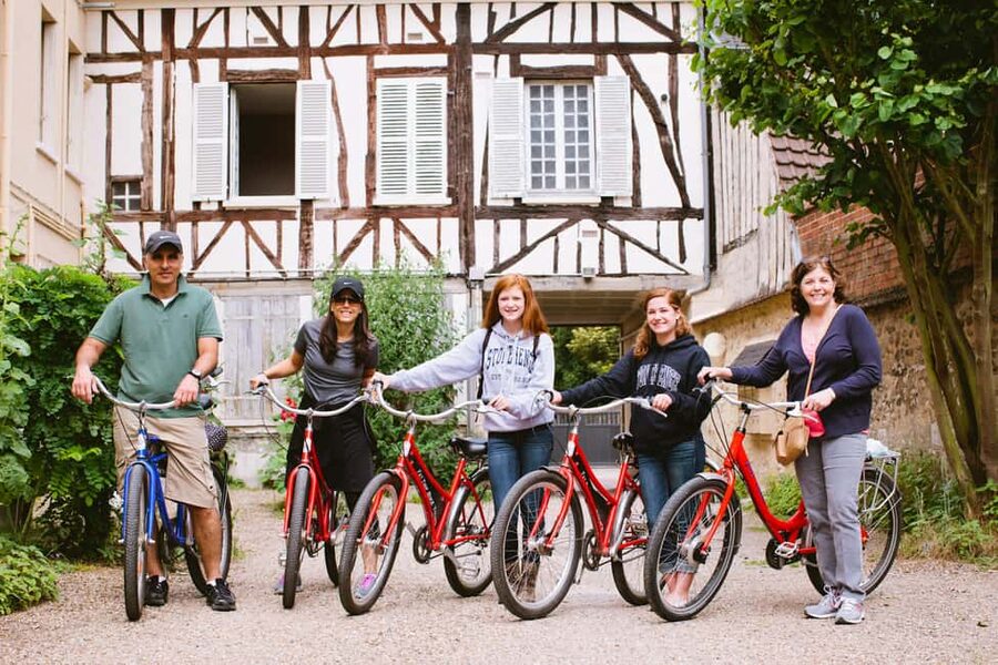 From Paris: Monet Garden & Giverny Bike Tour and Picnic Stop - Key points to know before booking