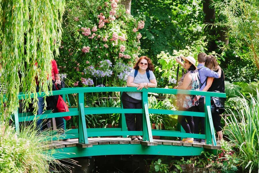 From Paris: Monet Garden & Giverny Bike Tour and Picnic Stop - The ride from the Seine to Giverny