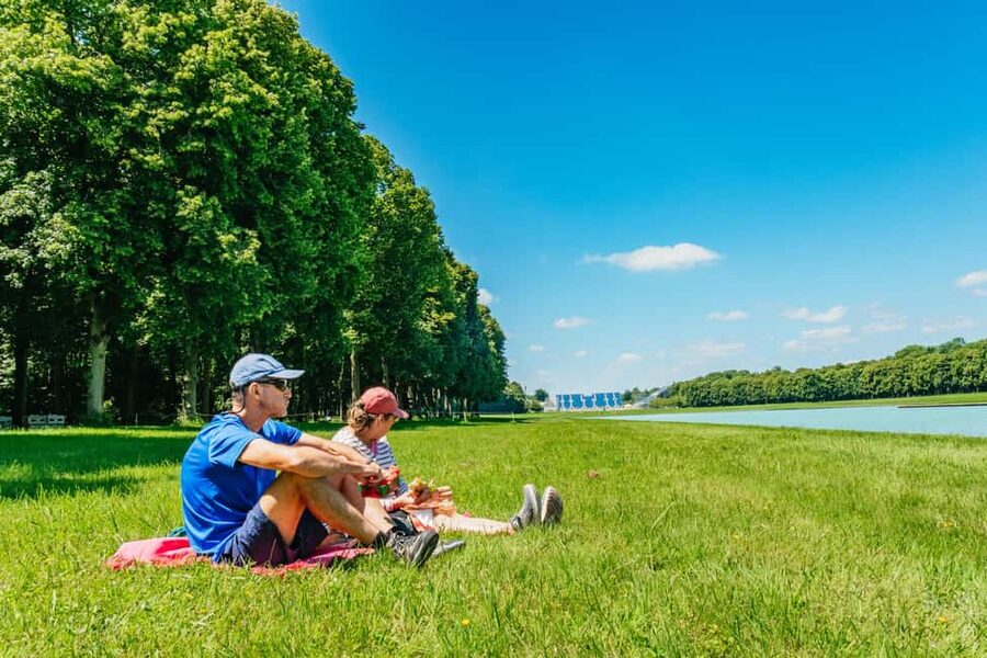 From Paris: Skip-the-Line Palace of Versailles Bike Tour - The day at a glance