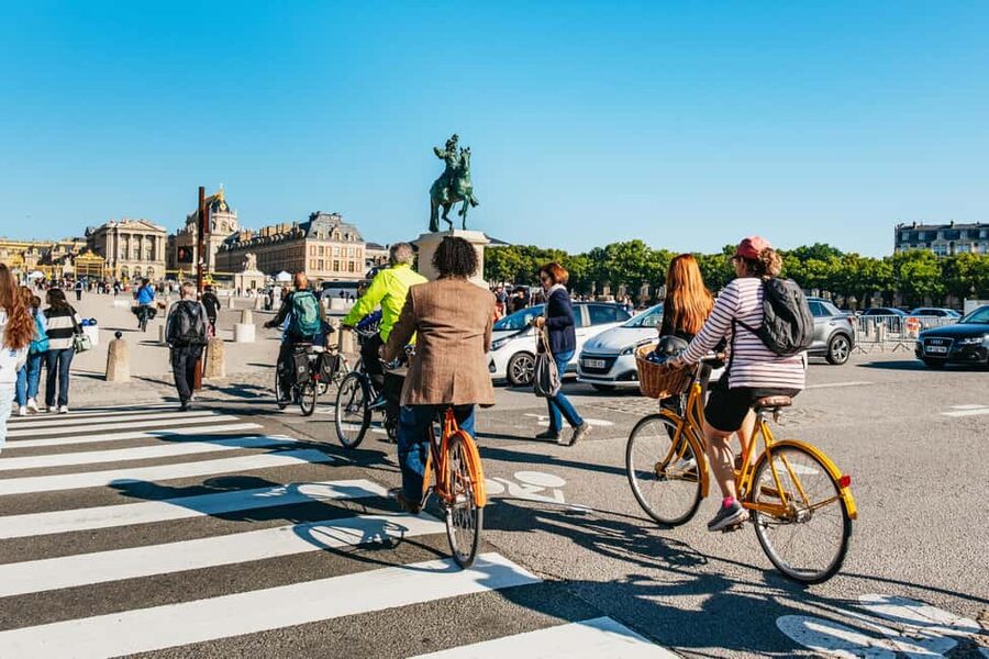 From Paris: Skip-the-Line Palace of Versailles Bike Tour - Who should book this bike tour?