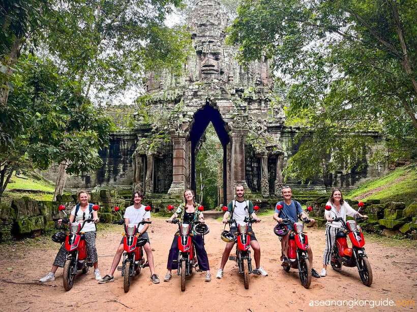 From Siem Reap: Angkor Wat Sunrise and Temples E-Bike Tour - Preah Dak breakfast brings local food into the morning