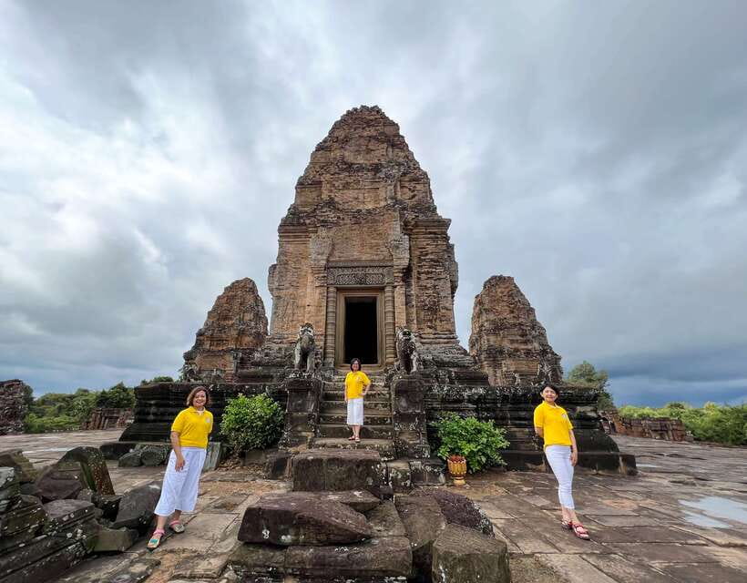 From Siem Reap: Angkor Wat Sunrise and Temples E-Bike Tour - Bayon and the Victory Gate finish the temple circuit