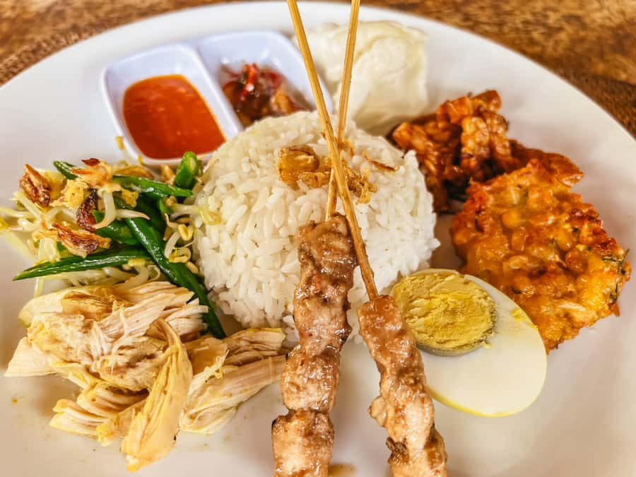 From Ubud: Downhill Bike Tour with Rice Terraces and Meal - Key points to know before booking