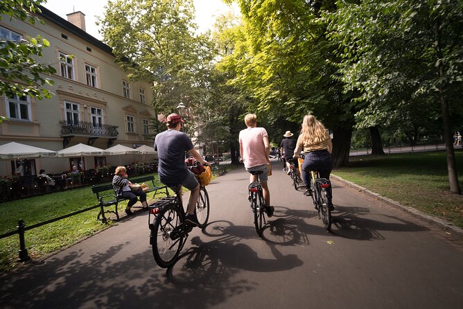 Full Bike Tour - the Old Town, Jewish Qtr & the Ghetto NEW BIKES - Ghetto Heroes Square and Schindler’s Factory