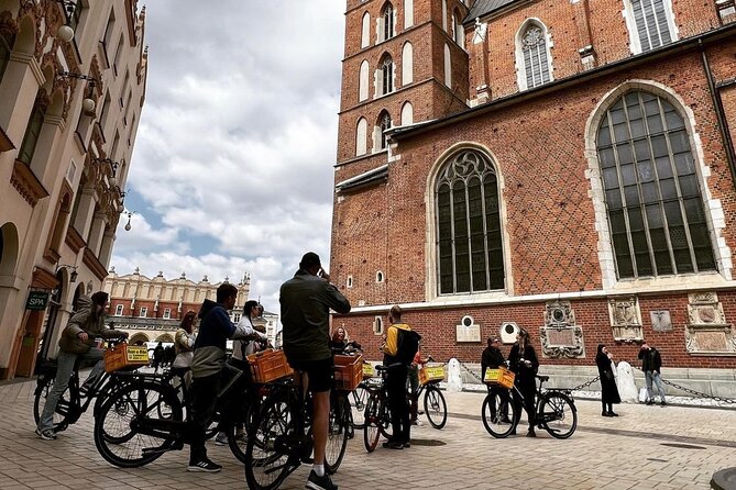 Full Bike Tour - the Old Town, Jewish Qtr & the Ghetto NEW BIKES - Market Square, Cloth Hall, and the medieval heart