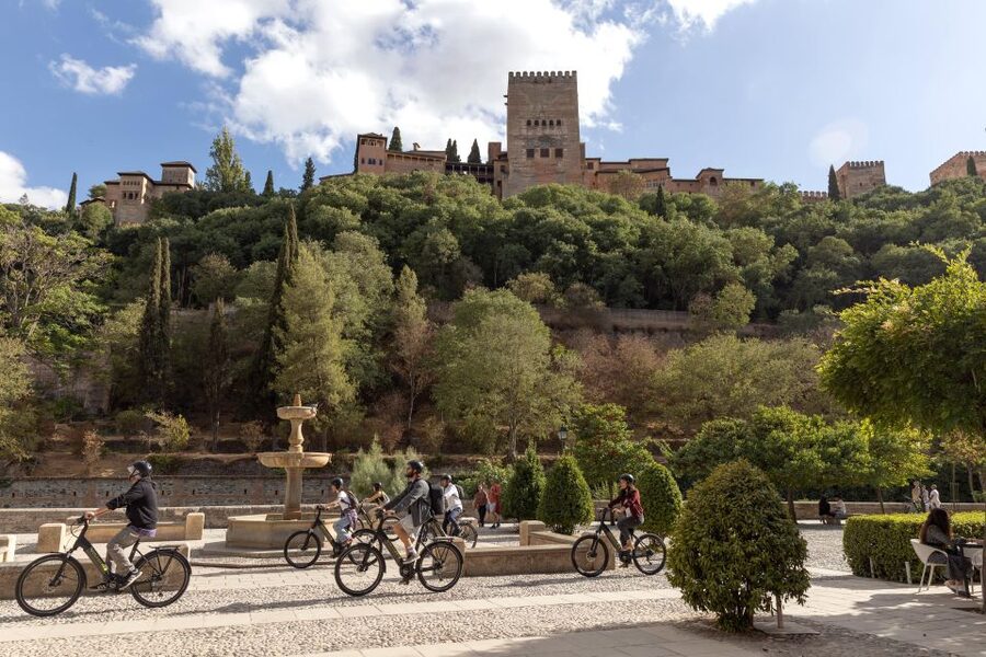 Granada: Albaicin and Sacromonte E-Bike Tour - What makes this Granada ride worthwhile
