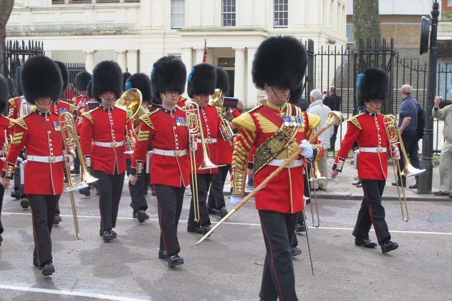 Grand London Half-Day Bicycle Tour - Key points at a glance