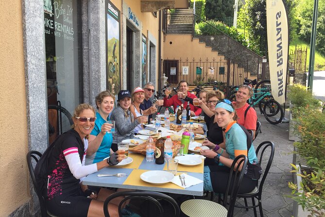 Group Bike Tour: Onno & Ghisallino (E-bikes and Road bikes) - How the guides shape the morning