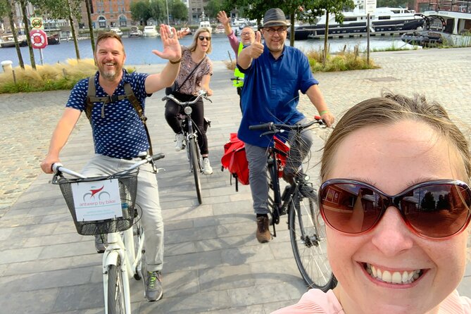 Guided Bike Tour: 2 Hours Highlights of Antwerp - Het Steen brings you to the river