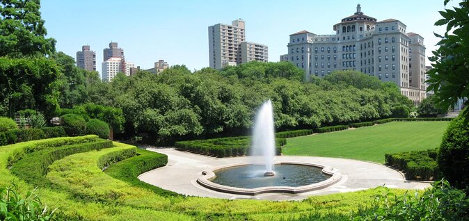Guided Bike Tour of Central Park New York City - Columbus Circle and Gar Pond