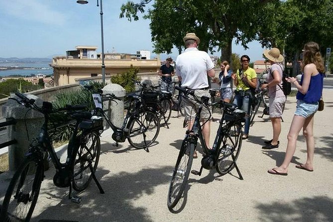 Guided Electric Bicycle Tour in Cagliari - Villanova and a gentler finish