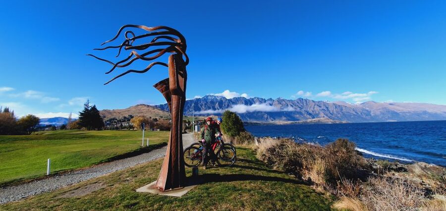 Guided Scenic E-bike Tour - Ride to the Lake - Stories of Queenstown and Maori traditions