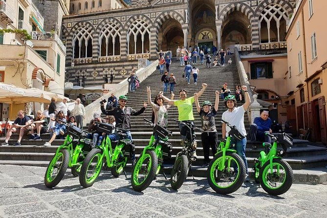 Guided tour of Naples by FAT electric bike - How difficult is the traffic?