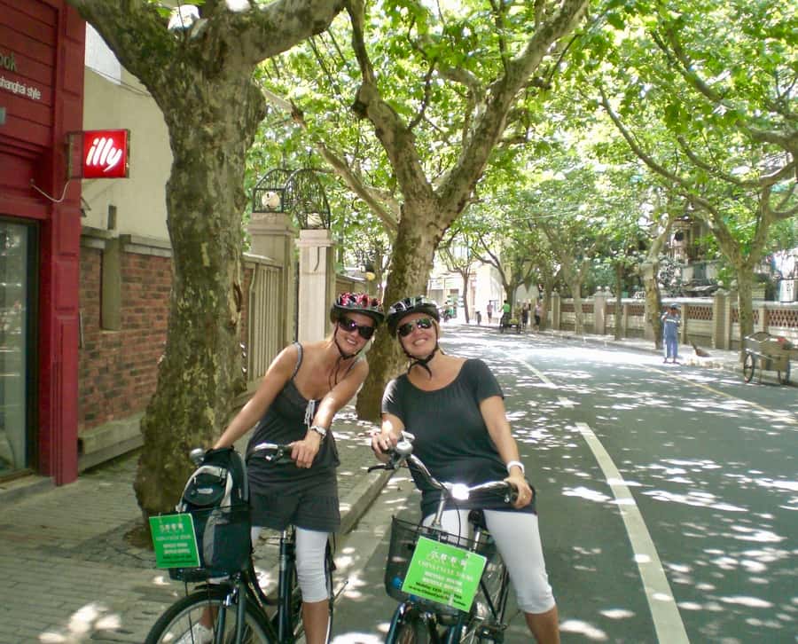 Half-Day Old Shanghai Small Group Bike Tour (Day & Night) - The former French Concession and Fuxing Park