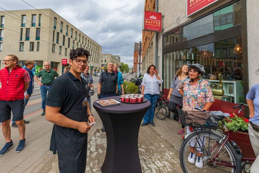 Hannover: Guided Bike Tour for Foodies with Tastings - What kind of cyclist should book