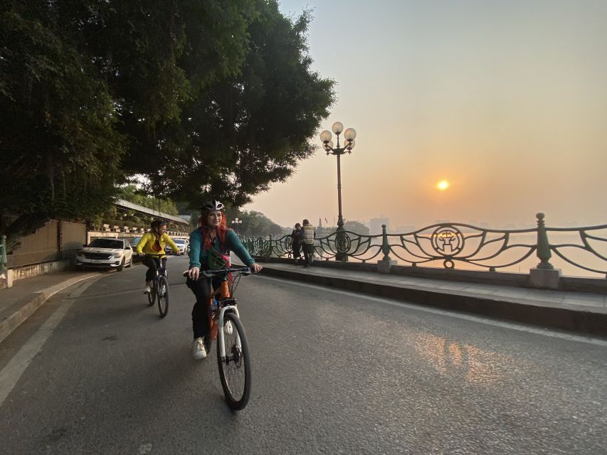 Hanoi: Bike Tour Through Hidden Gems and Banana Island - Key points to know before you ride