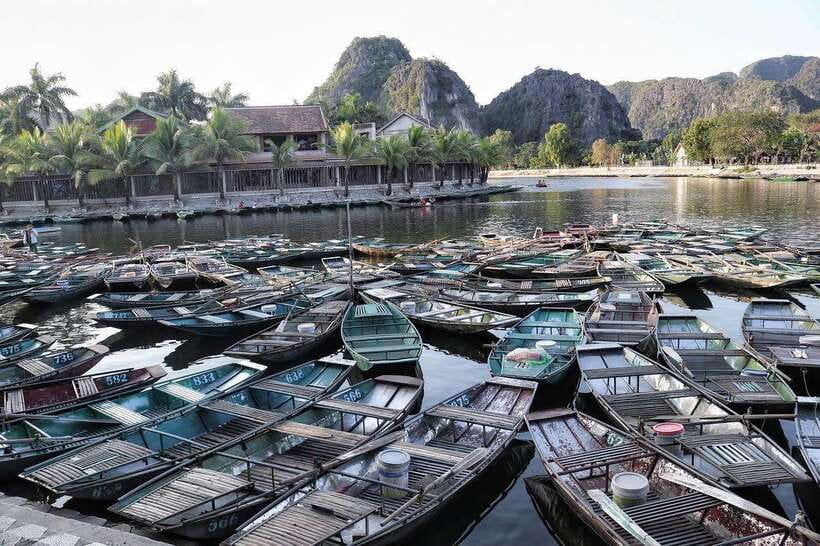 Hanoi:Ninh Binh-Trang An-Mua Cave-Hoa Lu&Cycling BEST SELLER - A 30-dish buffet lunch