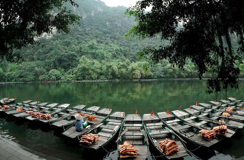 Hanoi:Ninh Binh-Trang An-Mua Cave-Hoa Lu&Cycling BEST SELLER - Choosing the bus, limousine, or no-climb option