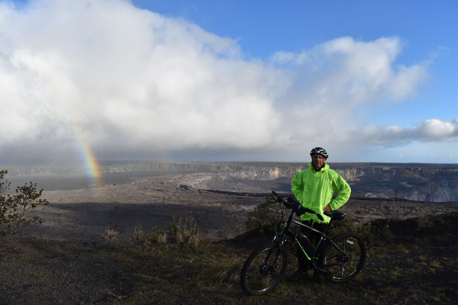 Hawaii: Volcanoes National Park E-Bike Rental and GPS Audio - Walking through a lava tube