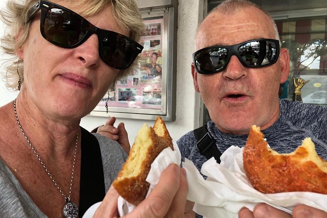 Hawaiian Food Tour by Bike in Oahu - Kelly’s guiding style and the personal touches
