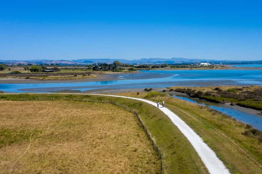 Hawke's Bay: Self Guided Coast to Vineyards Cycle Tour - Weather, clothing, and bike choice
