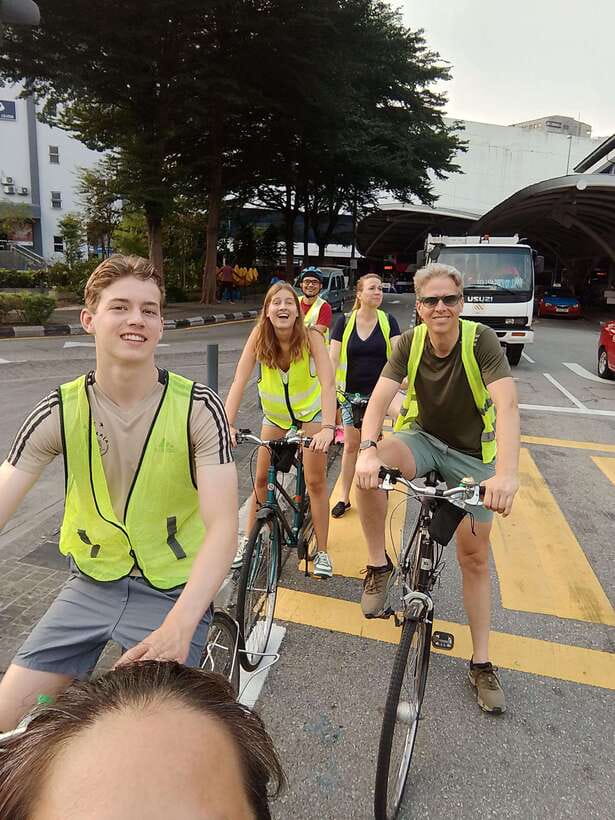 Hidden Kuala Lumpur: 4-Hour Bike Tour - Temples, a mosque, and Kuala Lumpur’s shared streets