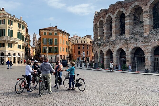 Highlights and hidden gems Verona Bike Tour - Porta Borsari and Piazza delle Erbe