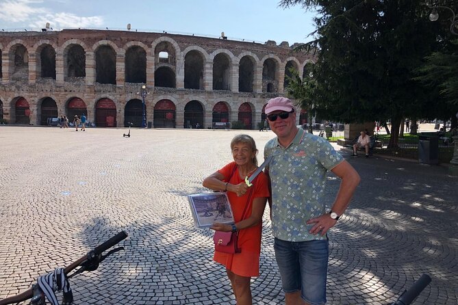 Highlights and hidden gems Verona Bike Tour - Juliet’s courtyard and the limits of the famous story