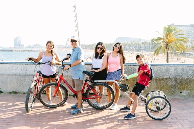 Highlights & Hidden Spots of Barcelona Bike Tour w/ Local Guide - Arc de Triomf and Ciutadella Park