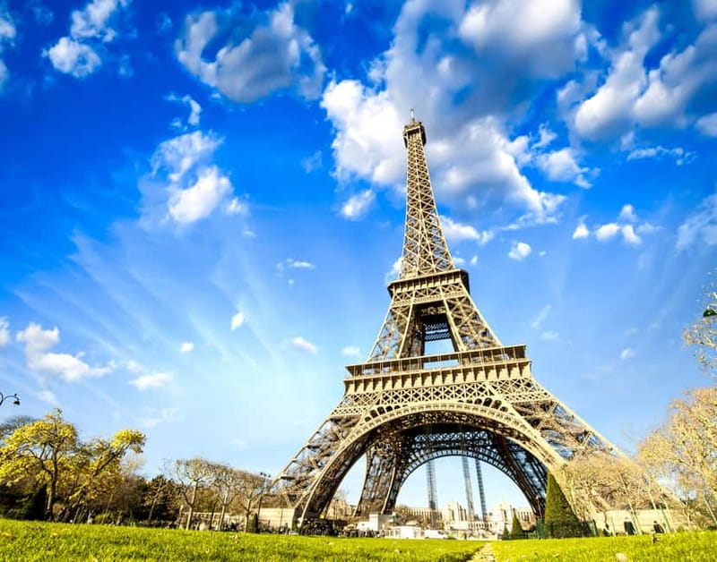 Highlights of Paris Bike Tour in English or Dutch - École-Militaire and Napoleon’s Tomb