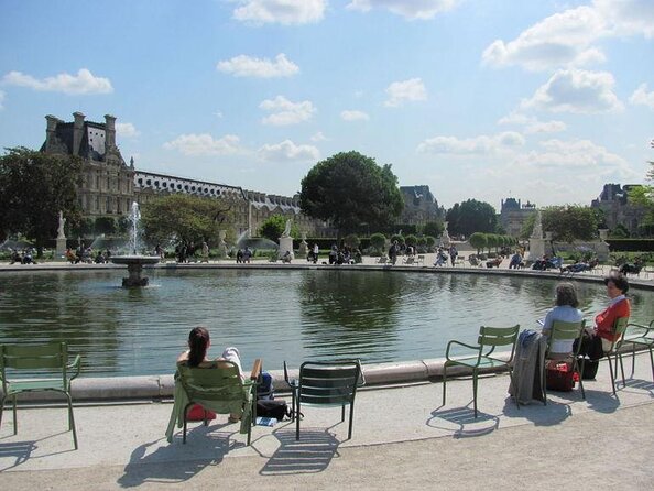 Highlights of Paris Bike Tour w/ a Local Guide (English or Dutch) - A fast first look at Paris by bicycle