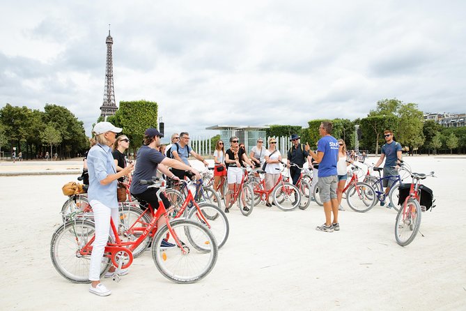 Highlights of Paris Bike Tour w/ a Local Guide (English or Dutch) - Riding beside the Seine to the Eiffel Tower