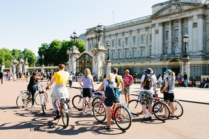 Highlights of Royal London Bike Tour including Hyde Park - The London Eye from the river side