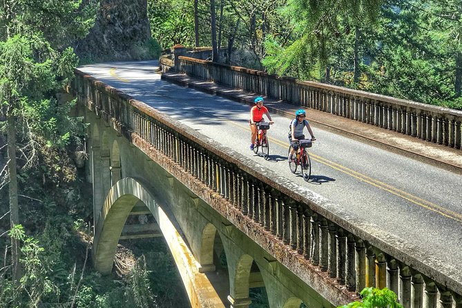 Hike and Bike Tour to Columbia River Gorge Waterfalls - The Short Ride Toward Bridal Veil Falls
