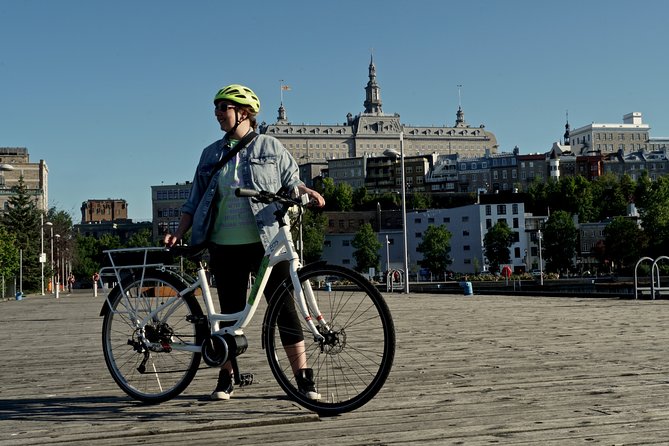 Historical Lower Town & Neighborhoods Bike Tour - Le Grand Marché and a taste of local Quebec