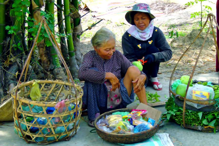 Hoi An Countryside: Guided Morning or Afternoon Bicycle Tour - Leaving Hoi An for the Song Thu river delta
