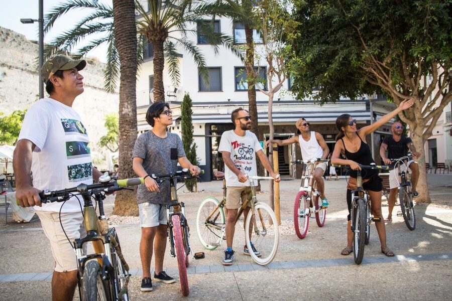 Ibiza Town Private Guided Sightseeing Tour by Bike - Starting at Mondo Rent on Avinguda de Santa Eulària
